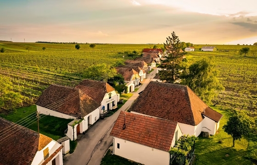 Von Großweikersdorf nach Stockerau